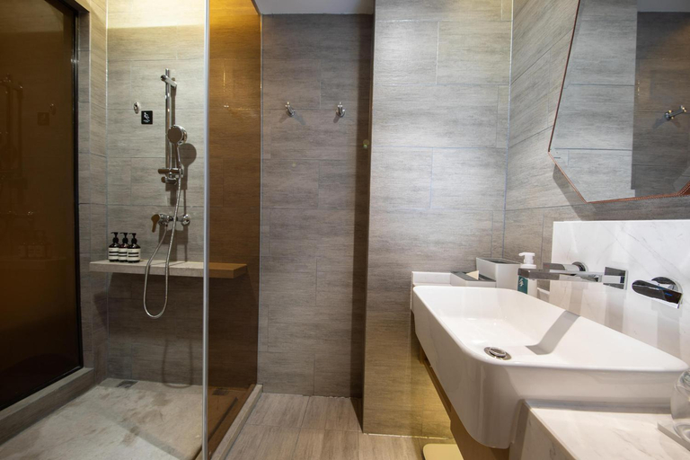 Bathroom 3