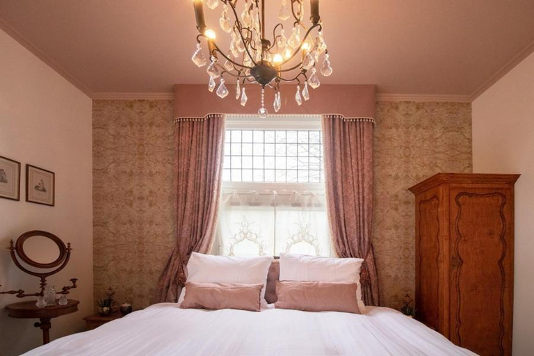 Bedroom 12