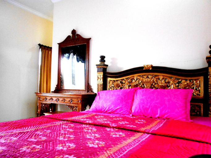 Bedroom 8