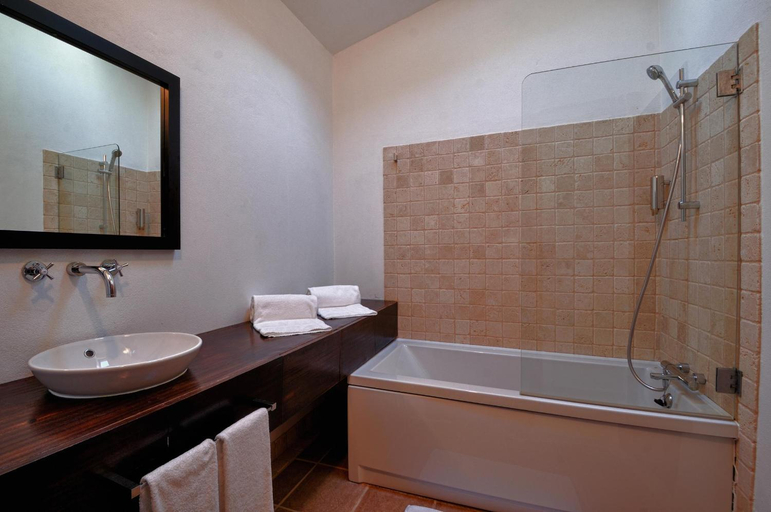 Bathroom 4, Quinta Do Mel, Albufeira