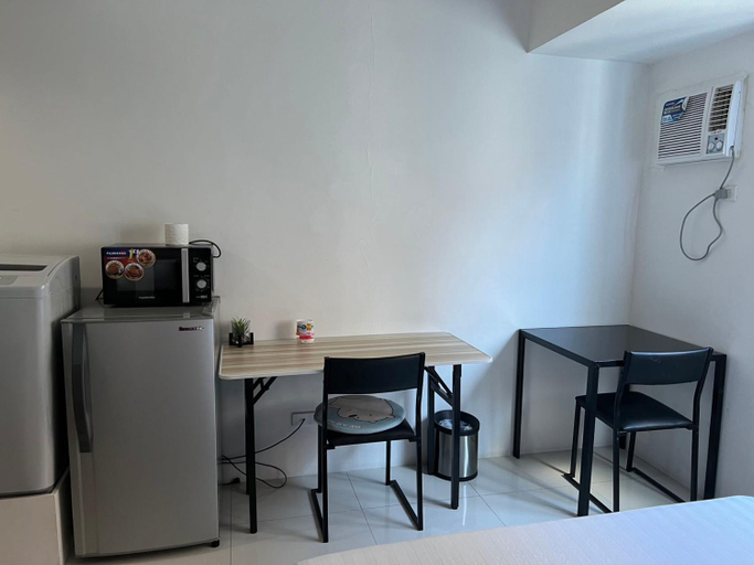 Dining Room 12