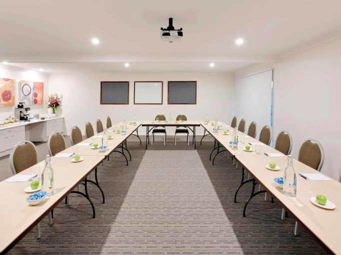 Business Facilities 19