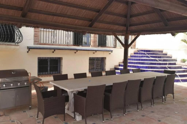 4, Amazing villa to rent at Estepona - near beaches, Málaga