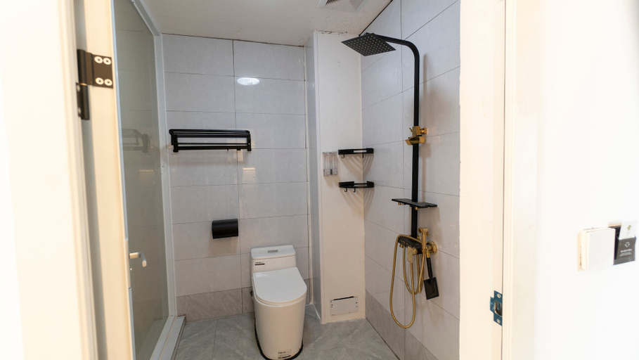 Bathroom 3, Shanxun Snow Mountain Villa Hotel, Guilin