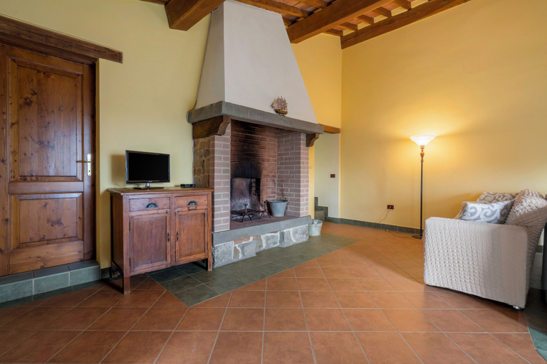 Others 5, Casolare Torre With Pool And Ac, Siena