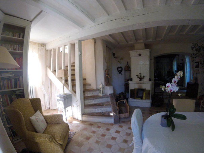Others 5, Clos de la Rose, Seine-et-Marne