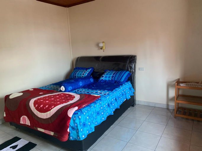 Bedroom 6
