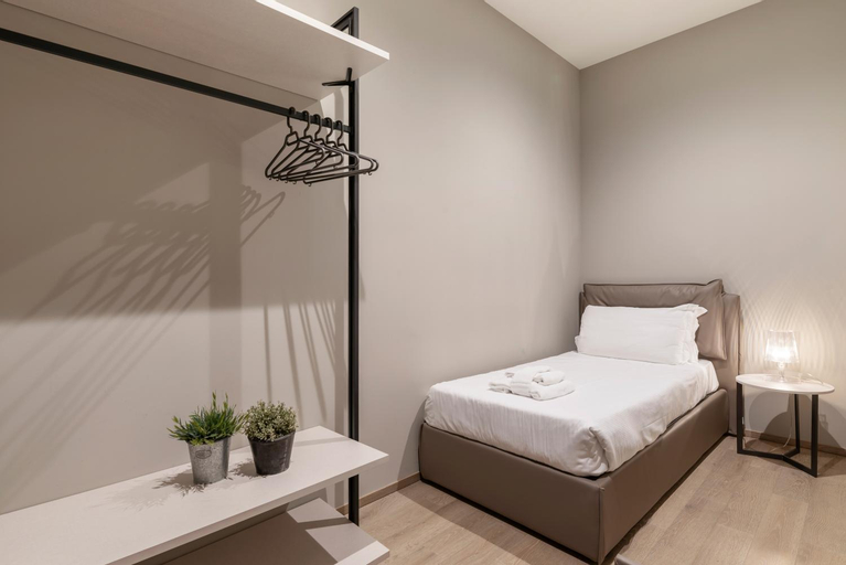 Bedroom 13