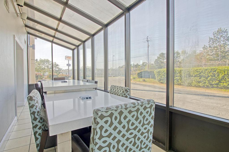 Others 4, Regency Inn & Suites, Bibb