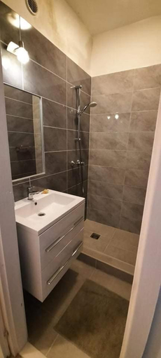 Bathroom 5, Merey Apartment, Szeged