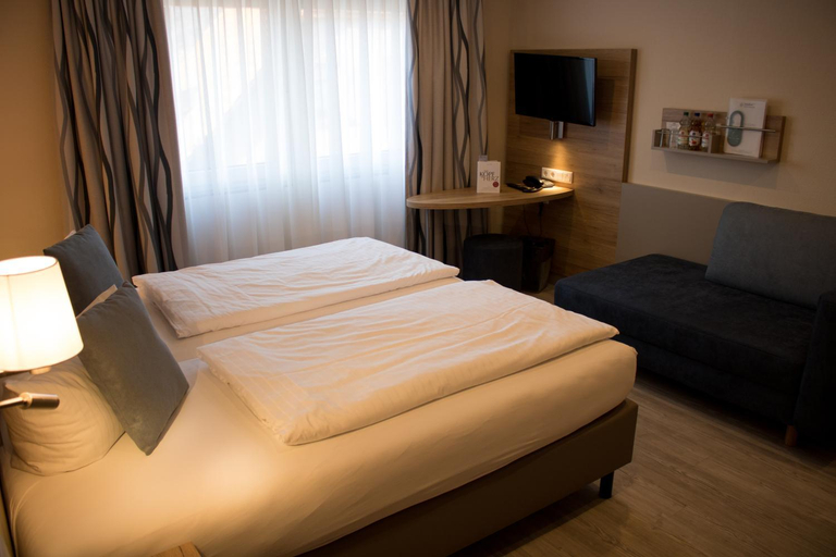Bedroom 2, Hotel Rosenbusch, Miltenberg