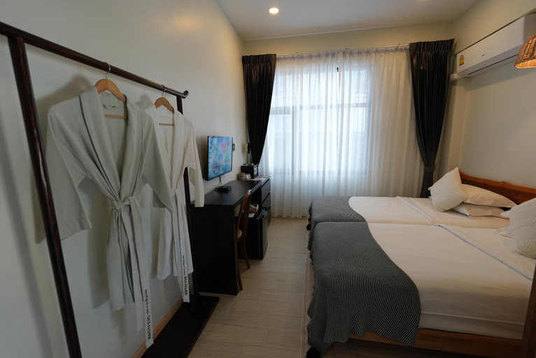 Bedroom 6