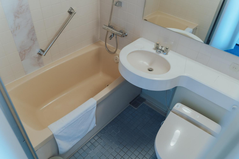 Bathroom 5, クラフトホテル, Higashikagawa