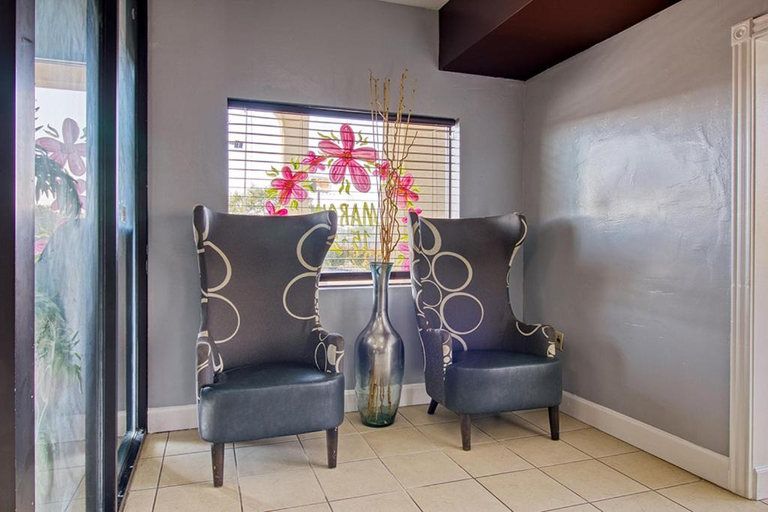 Public Area 2, REGENCY INN & SUITES, Bibb