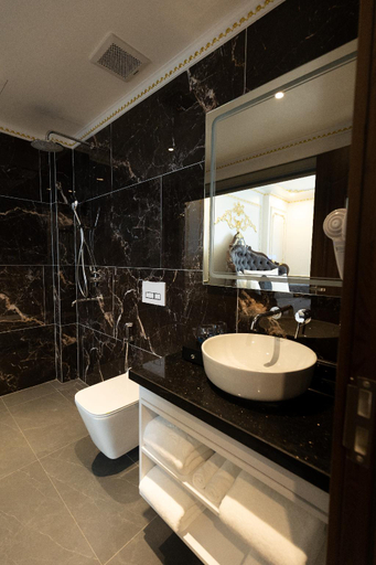 Bathroom 6