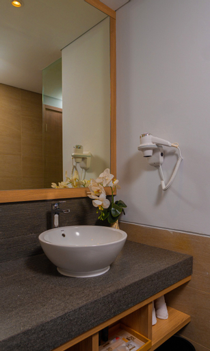 Bathroom 4
