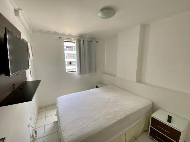 Bedroom 2, NA BEIRA MAR DE PAJUCARA- EDIF NEO- APARTAMENTO QUARTO E SALA - POSSUI VARANDA- VISTA LATERAL DO MAR, Maceió (capital)