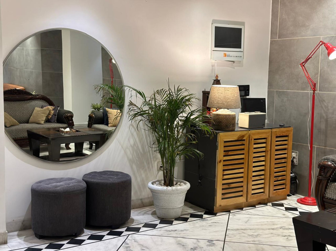 Public Area 1, Divine Inn Hotel Rajouri Gardan, West