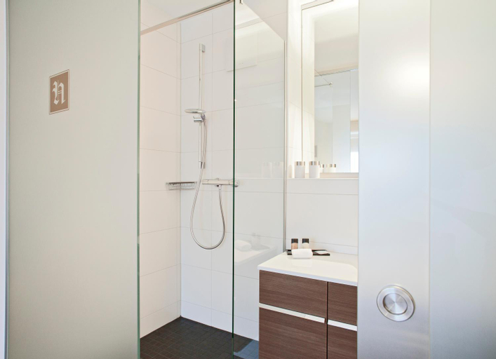 Bathroom 8
