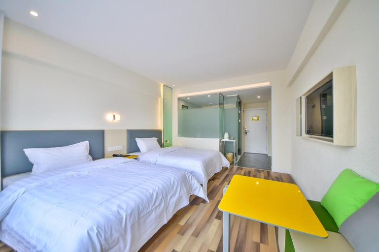 Bedroom 3, 7 Days Inn·Dali Erhai Park, Dali Bai