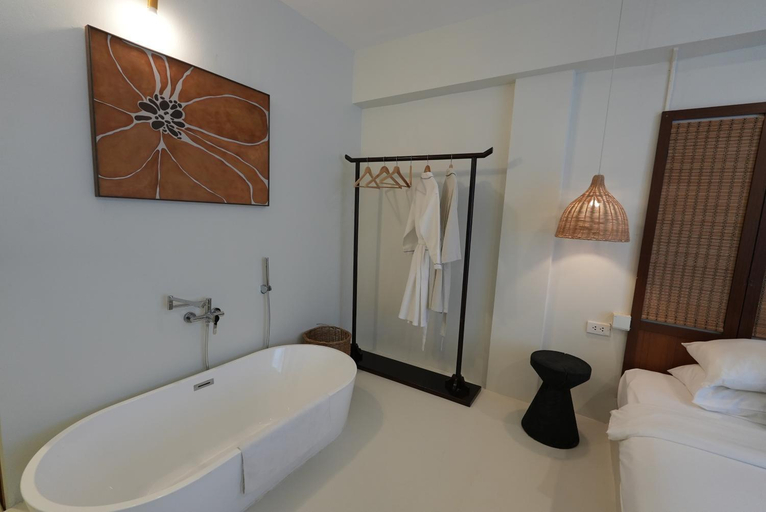 Bedroom 25