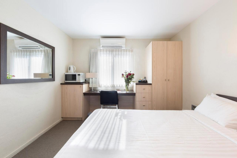 Bedroom 12