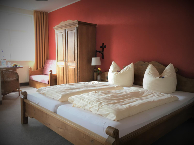 Bedroom, waldhotel AUSZEIT mit Restaurant & Cafe, Harz