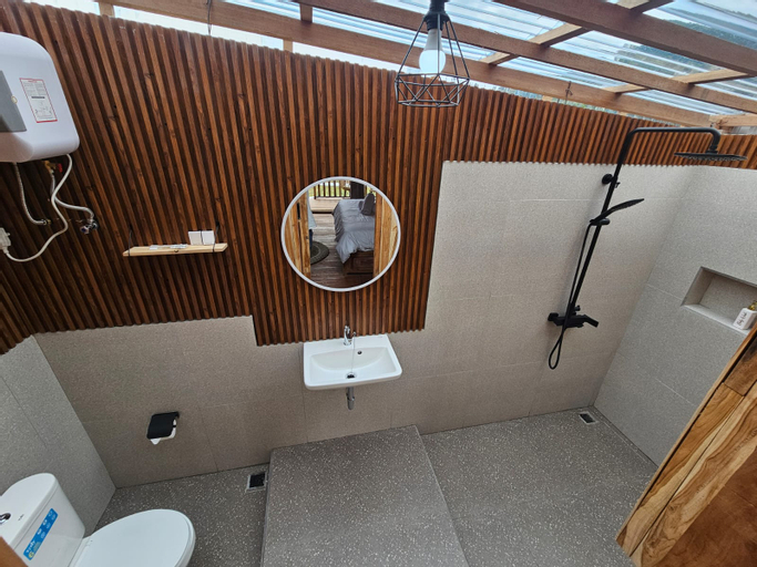 Bathroom 3