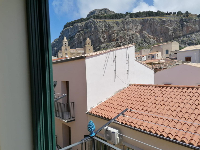 Others 5, MOLO 78 Case Vacanze, Palermo
