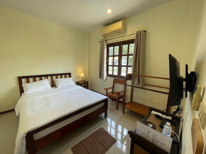 Bedroom 8