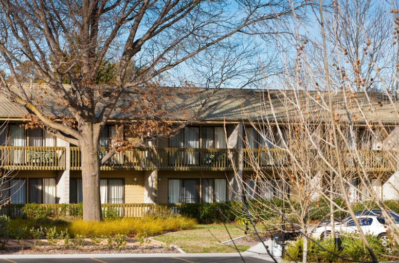 Exterior & Views 2, ibis Styles Canberra Tall Trees, Canberra
