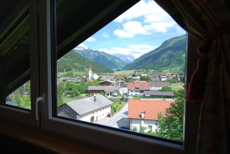 Others 3, Ferienwohnung Pension Tirol, Reutte
