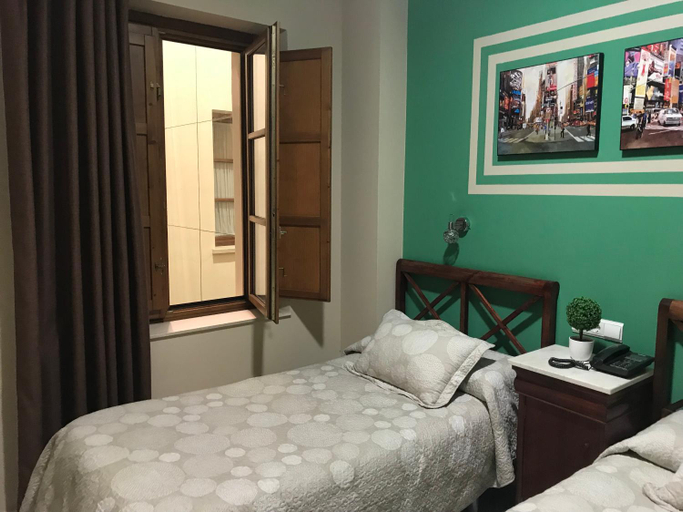 Bedroom 2, Hostal Puerta Carmona, Sevilla