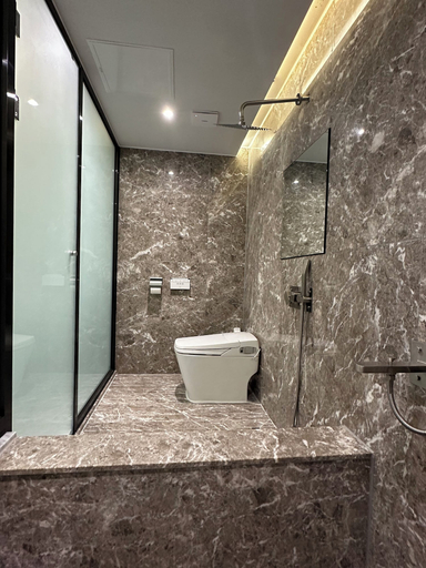 Bathroom 2, Hotel Island, Hwaseong