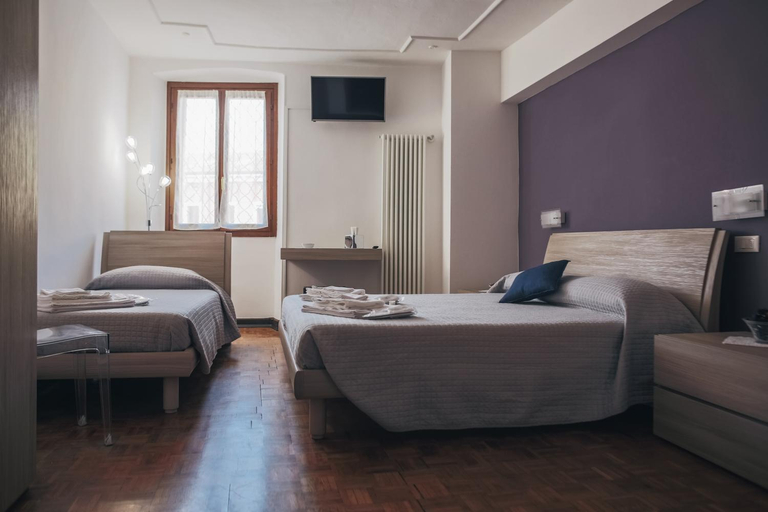 Others 4, Residenza al Castello, Verona