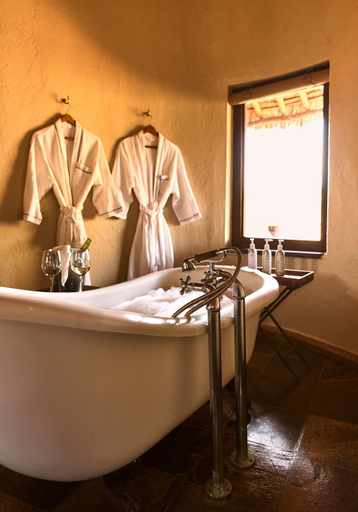 Bathroom 4, Tawi Lodge, Kajiado South
