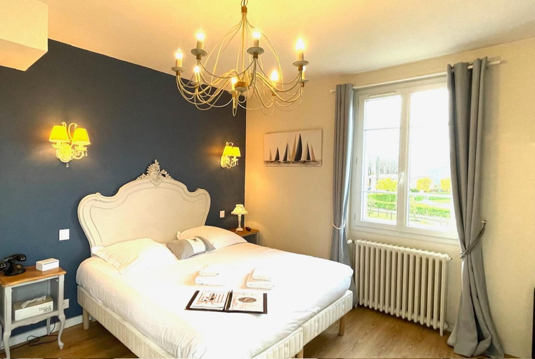 Bedroom, La Villa Les Mots Passants, Calvados