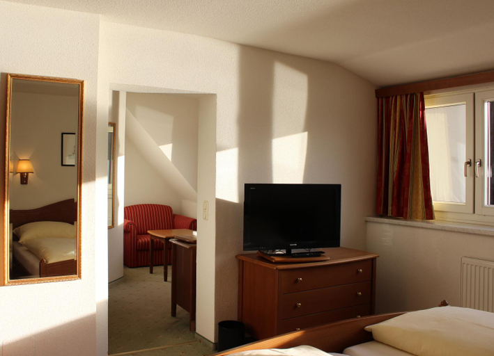 Bedroom 2, Hotel-Restaurant Faustschlossl, Rohrbach im Mühlkreis