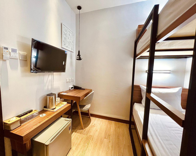oxy suites G-03 at Shop House Meisterstadt Pollux Habibie, Batam