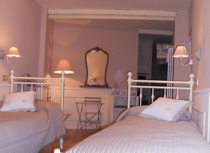 Bedroom 13