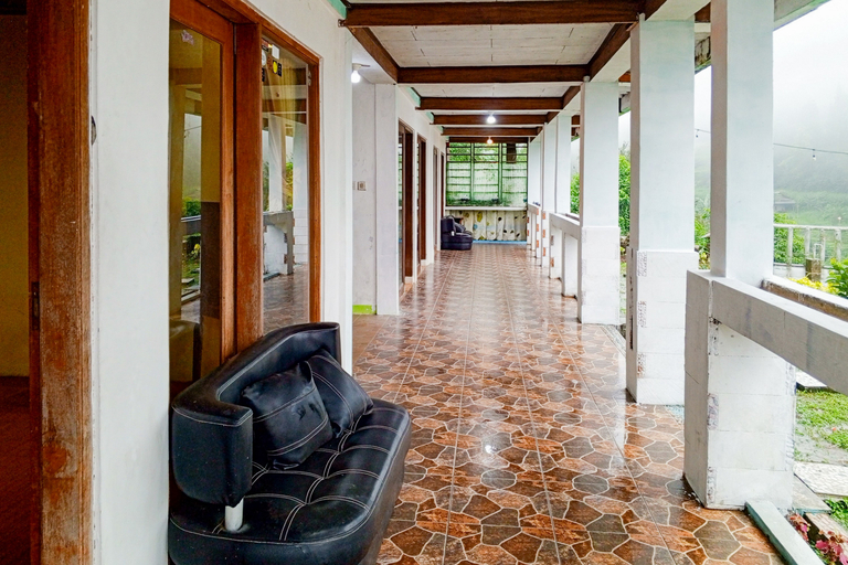 Others 4, Villa Kampus near Taman Safari Cisarua Puncak RedPartner, Bogor