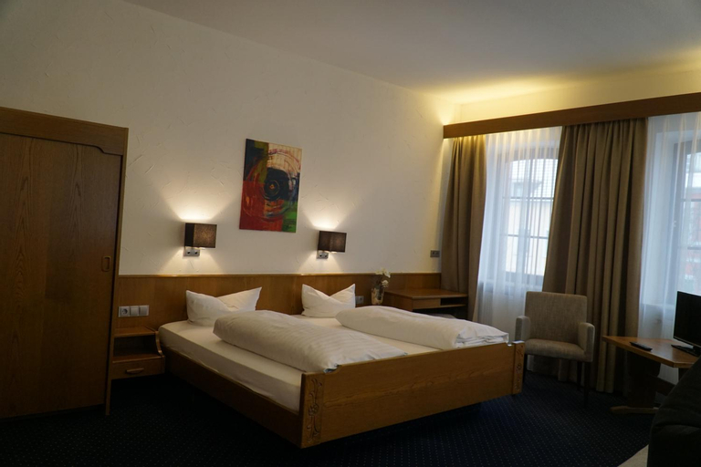 Bedroom 2, Hotel zum Goldenen Ochsen, Südliche Weinstraße
