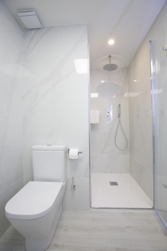 Bathroom 4, Maria Cristina, Castellón
