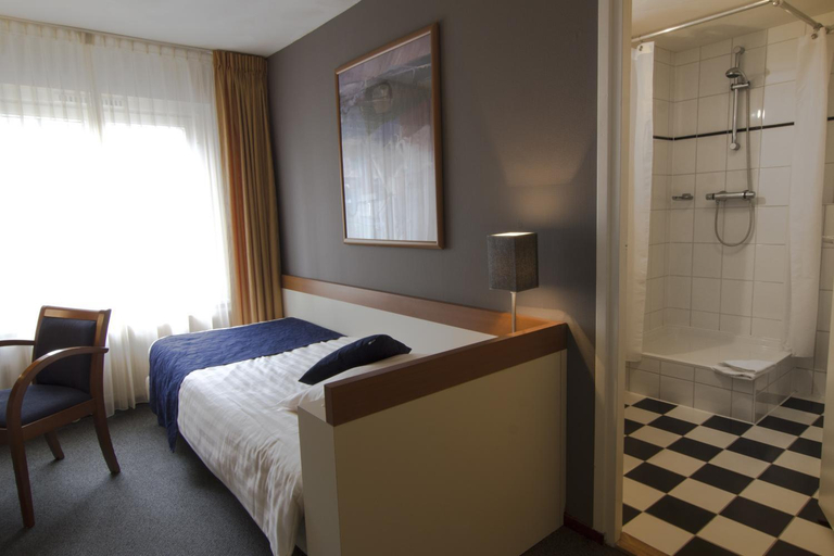 Bedroom, Boer Goossens, Sint-Michielsgestel