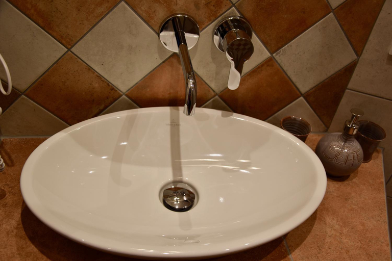 Bathroom 3, Gastinger Hotel-Restaurant, Ilm-Kreis
