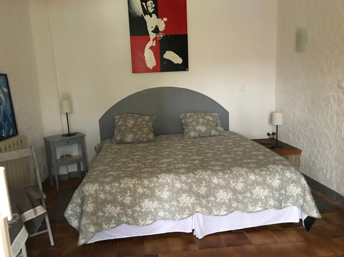 Others 4, Chambre d'hotes Le Cedre, Vaucluse