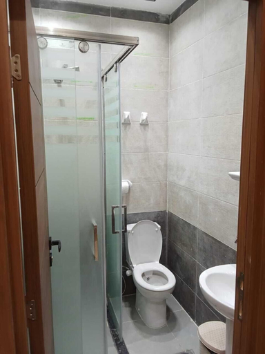 Bathroom 4, New Panorama Inn, Qasr an-Nil
