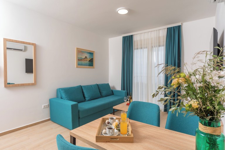 Others 4, Apartments Bonazza