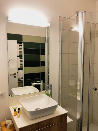 Bathroom 5, Gasthof Alter Markt, Merzig-Wadern