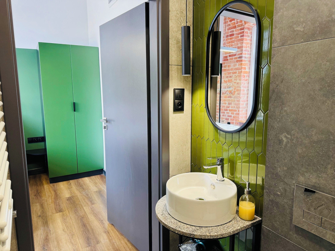 Bathroom 4, Tkalnia Snu, Łódź